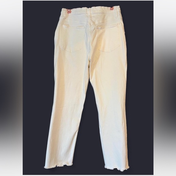 Madewell High Rise Slim Cropped Boyjean in White - Picture 3 of 5